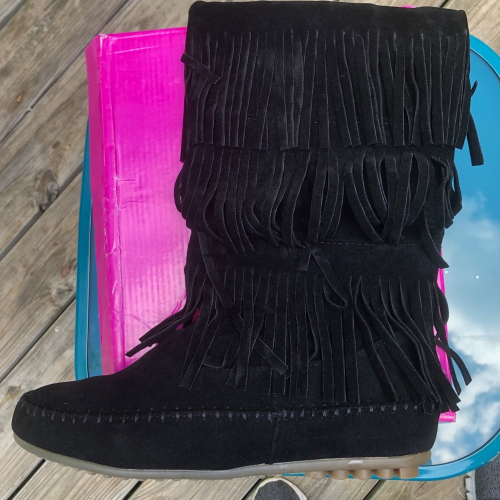 Shoes of Soul Women's L3228-1 3 Layer Fringe Boots, Black